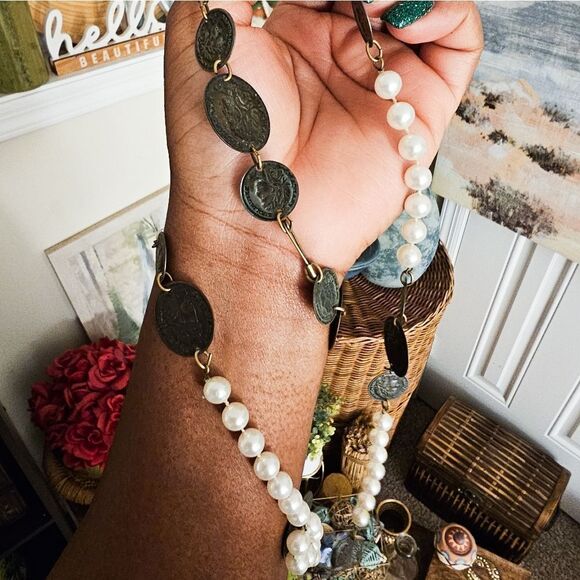 VTG French Republique Francaise Faux Pearl Antique Coin Dangle Statement Neckla - Picture 4 of 15